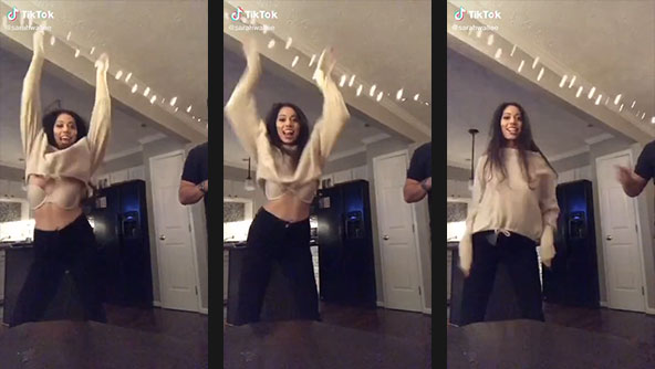 sarahwallee flashing tits