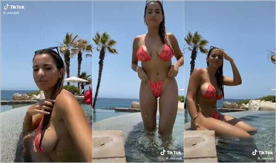 @_mandy8 bikini sideboob